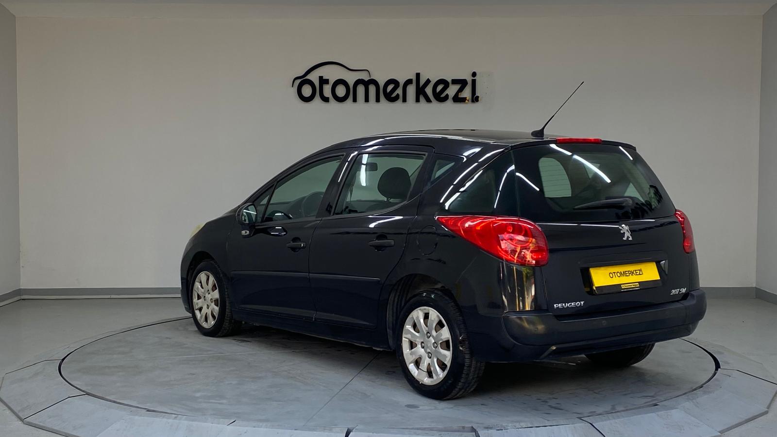 PEUGEOT 207 5
